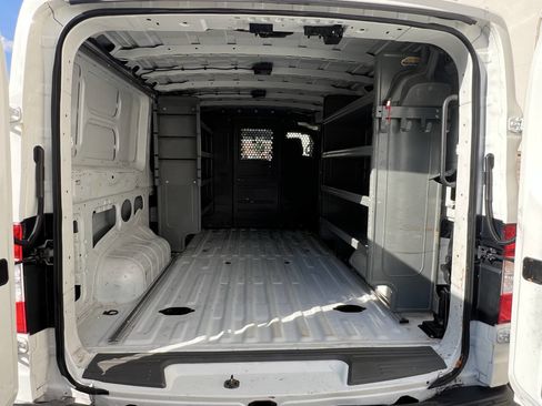 Used 2020 Nissan NV 2500 S image 15
