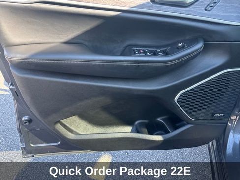 Used 2022 Jeep Grand Cherokee L Limited image 12