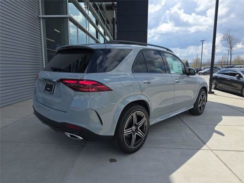 New 2026 Mercedes-Benz GLE 450 4MATIC image 3