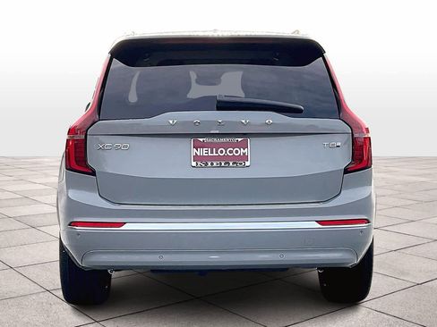 New 2026 Volvo XC90 T8 Ultra image 6