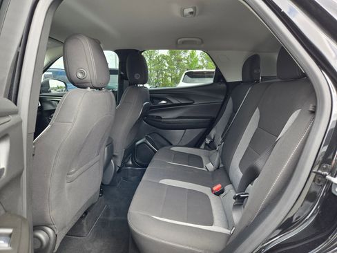 Used 2024 Chevrolet TrailBlazer LS w/ LS Convenience Package FWD image 36