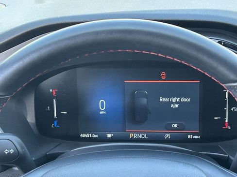 Used 2025 Ford Escape ST-Line FWD image 25