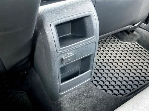 Used 2017 Volkswagen Jetta GLI image 10