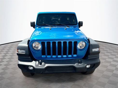 Used 2022 Jeep Wrangler Unlimited Sport S image 2