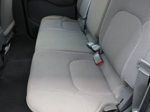 Used 2019 Nissan Frontier SV RWD image 15