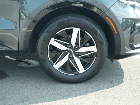 Used 2023 Kia Sorento S FWD image 45