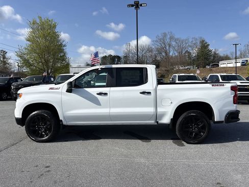 New 2026 Chevrolet Silverado 1500 LT Trail Boss w/ Convenience Package II AWD/4WD image 5