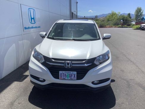 Used 2016 Honda HR-V EX image 9