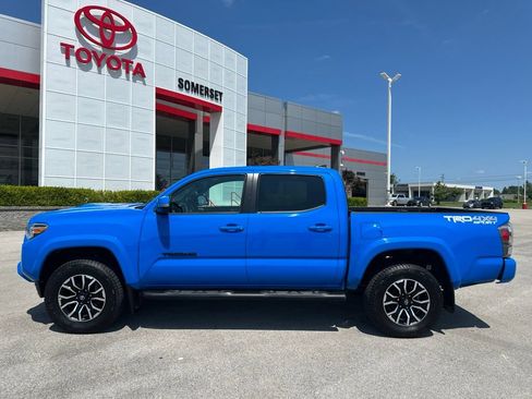 Certified 2021 Toyota Tacoma TRD Sport w/ Blackout Package (TMS) AWD/4WD image 4