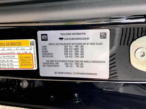 Used 2024 GMC Yukon SLT RWD image 36