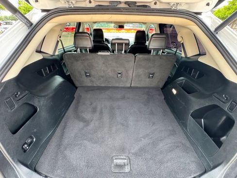 Used 2020 Ford Edge SEL w/ Convenience Package image 6