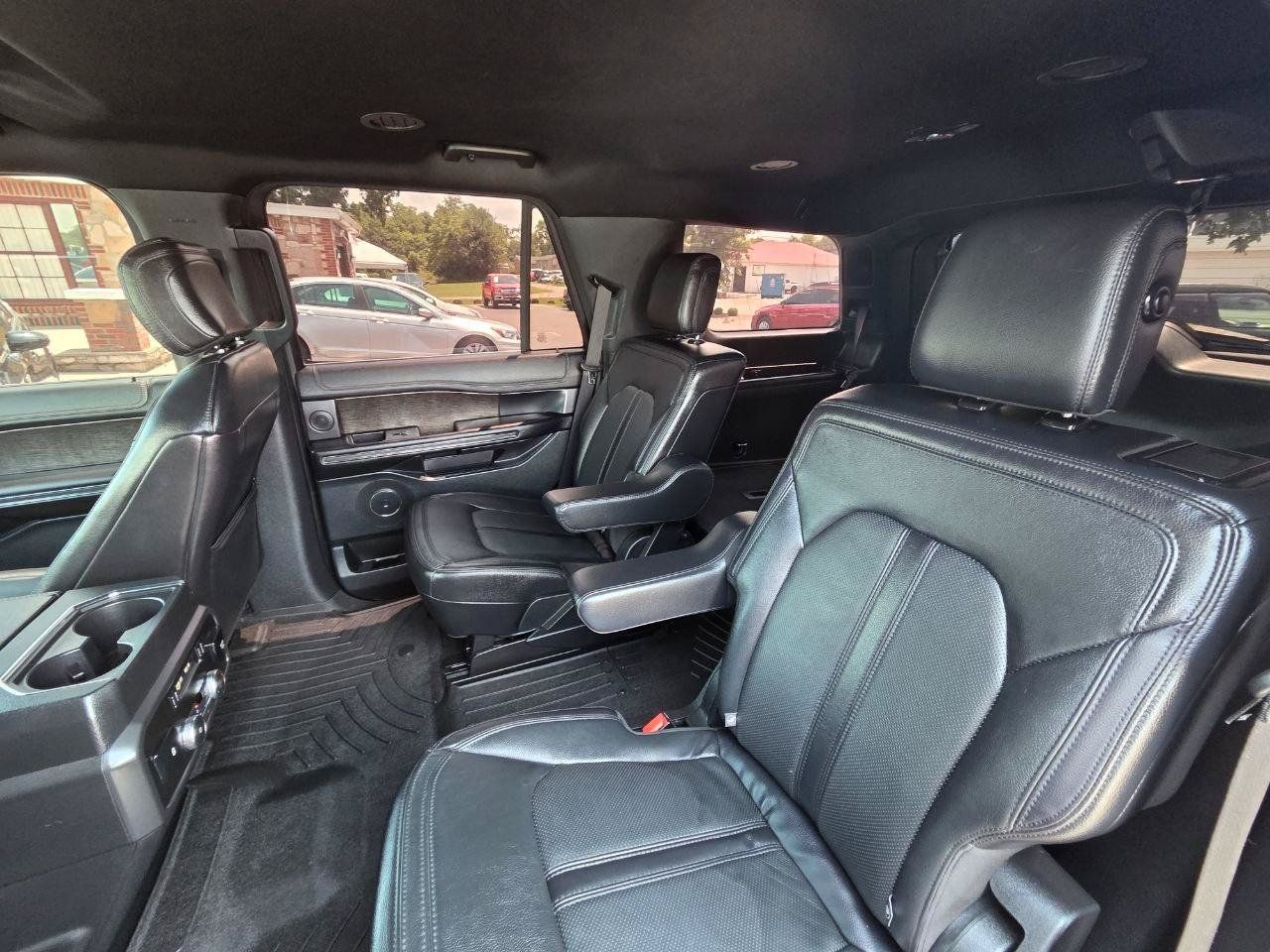 Used 2019 Ford Expedition Limited AWD/4WD image 16