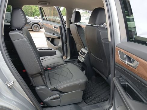 New 2026 Volkswagen Atlas SE FWD image 20
