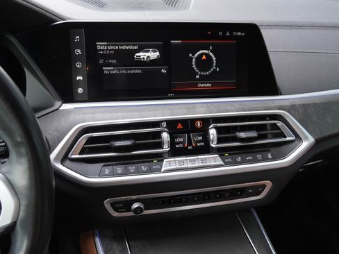 Used 2022 BMW X5 M50i AWD/4WD image 21