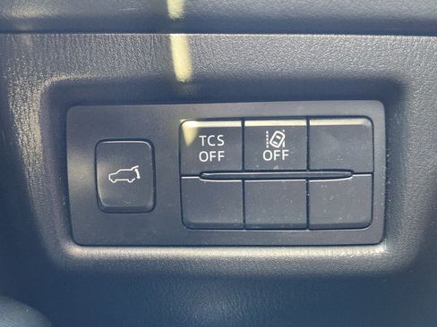 Used 2019 MAZDA CX-5 Touring image 25