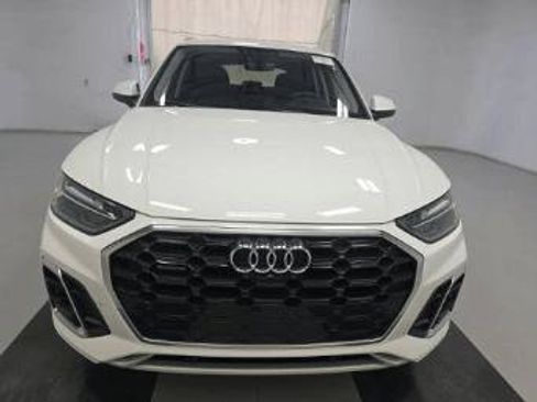 Used 2023 Audi Q5 2.0T Premium Plus w/ Premium Plus Package AWD/4WD image 7