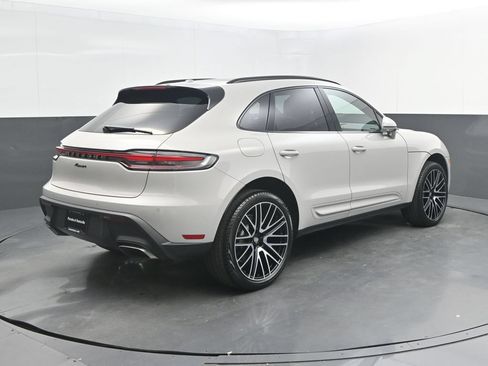 New 2026 Porsche Macan AWD/4WD image 7