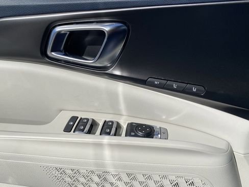 New 2026 Kia Carnival SX w/ SX Dark Edition Package image 20