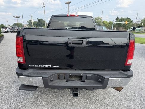 Used 2009 GMC Sierra 2500 SLE w/ Convenience Package AWD/4WD image 6