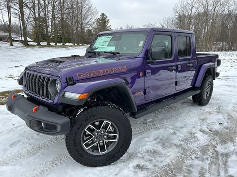New 2026 Jeep Gladiator Mojave AWD/4WD image 9