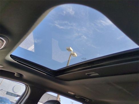 Used 2024 Jeep Grand Cherokee Altitude image 20