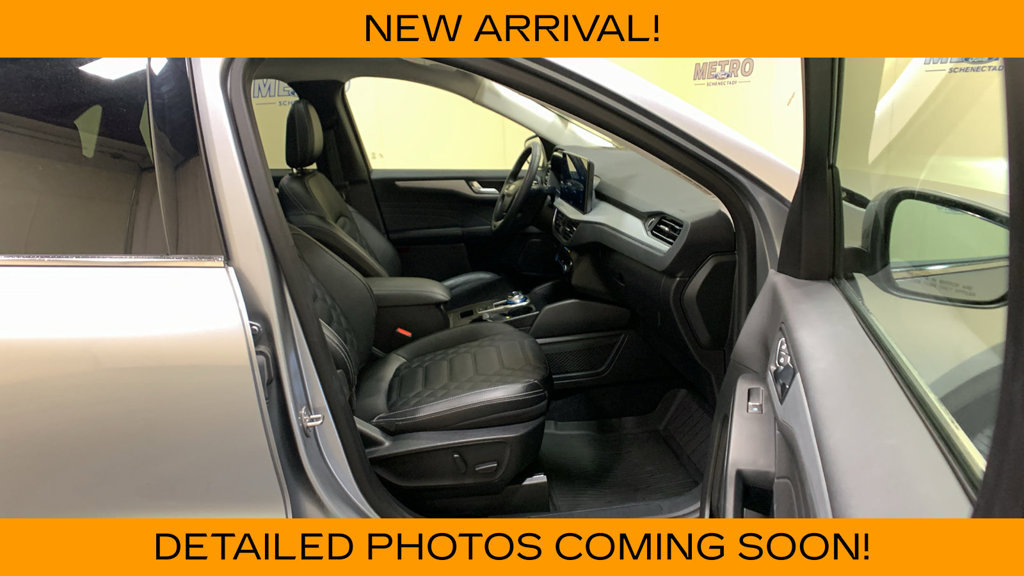 Certified 2023 Ford Escape Platinum w/ Premium Technology Package AWD/4WD image 11