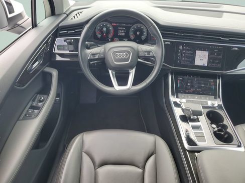 Used 2025 Audi Q7 3.0T Premium Plus AWD/4WD image 11