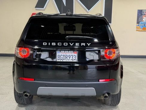 Used 2019 Land Rover Discovery Sport SE AWD/4WD image 5
