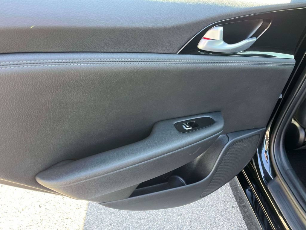Used 2020 Kia Stinger GT-Line AWD/4WD image 5