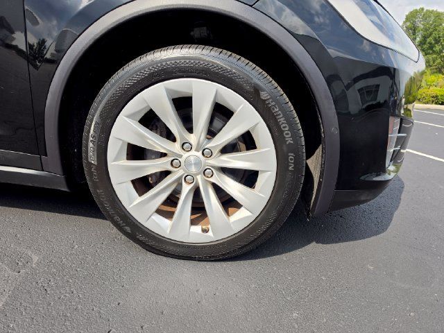 Used 2020 Tesla Model X Long Range AWD/4WD image 5