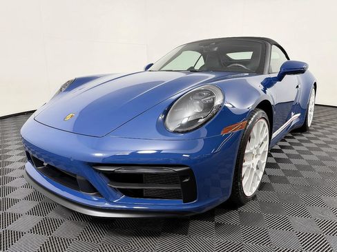 Used 2023 Porsche 911 Cabriolet image 4