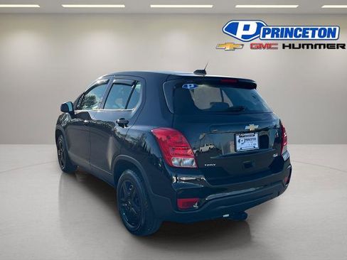 Used 2017 Chevrolet Trax LS FWD image 4