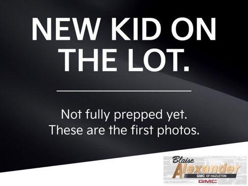 Used 2023 GMC Acadia SLT w/ Elevation Edition AWD/4WD image 7