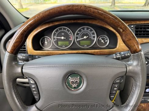 Used 2006 Jaguar S-TYPE 3.0 RWD image 46