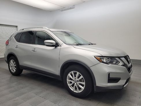 Used 2017 Nissan Rogue SV image 13
