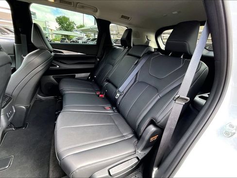 New 2027 INFINITI QX60 Luxe FWD image 14