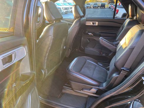 Used 2023 Ford Explorer ST-Line w/ Class IV Trailer Tow Package image 19