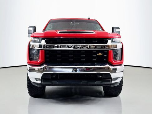 Used 2020 Chevrolet Silverado 2500 LT AWD/4WD image 2