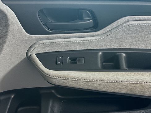 Used 2018 Honda Odyssey EX-L image 29