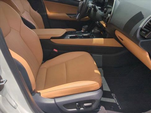 Used 2025 Lexus NX 250 FWD w/ Accessory Package (Z1) image 22