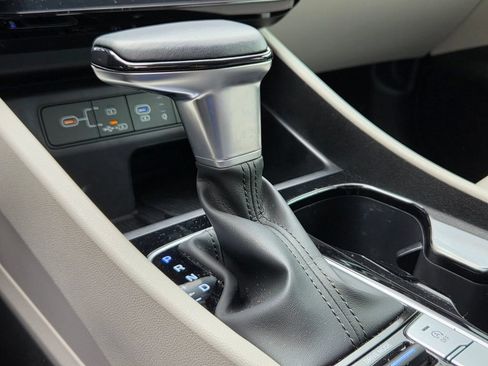 Used 2025 Hyundai Tucson SEL FWD image 21