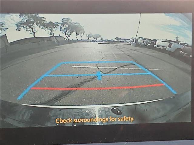Used 2025 Toyota Prius LE FWD image 18
