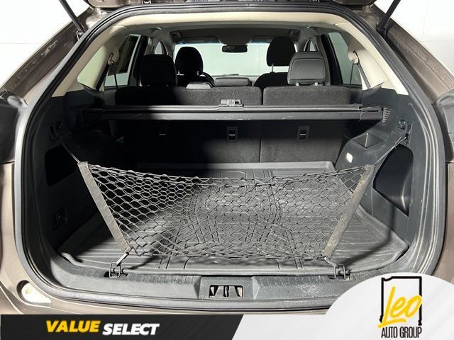 Used 2019 Ford Edge SE w/ SE Fleet Driver's Package FWD image 17