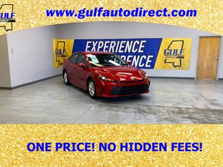 Used 2025 Toyota Camry LE video 1