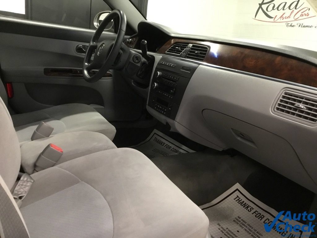 Used 2007 Buick LaCrosse CX FWD image 35