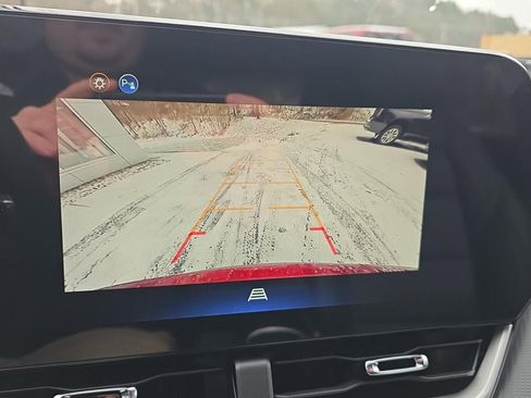 New 2026 Chevrolet Equinox LT w/ Convenience Package II image 15