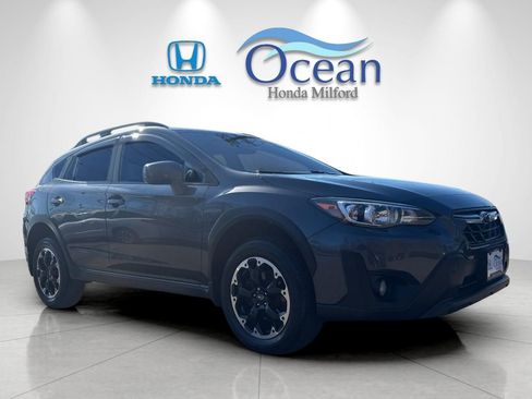 Used 2021 Subaru Crosstrek 2.0i Premium w/ Moonroof Package AWD/4WD image 1