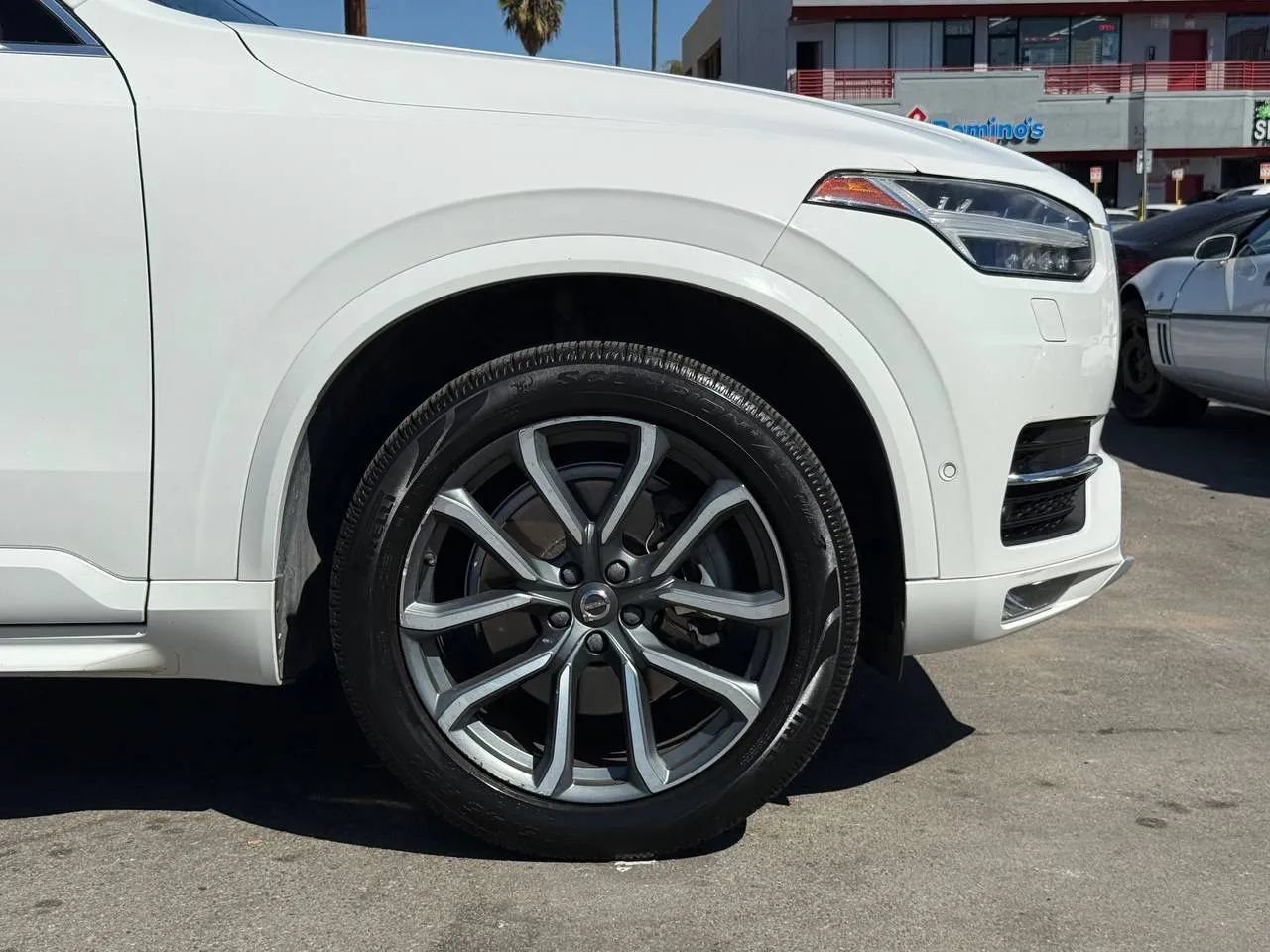Used 2017 Volvo XC90 T6 Momentum w/ Vision Package AWD/4WD image 31