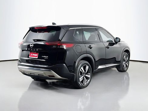 Used 2022 Nissan Rogue Platinum w/ Head-Up Display Package AWD/4WD image 5