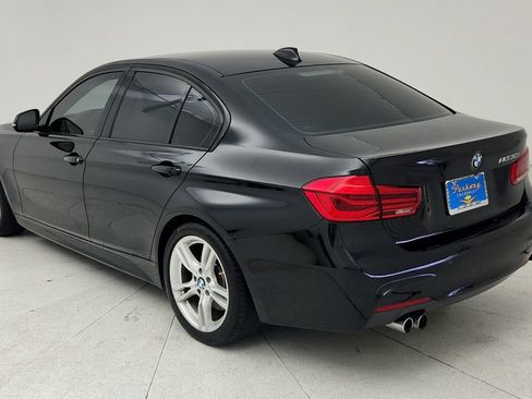 Used 2017 BMW 330i Sedan RWD image 6